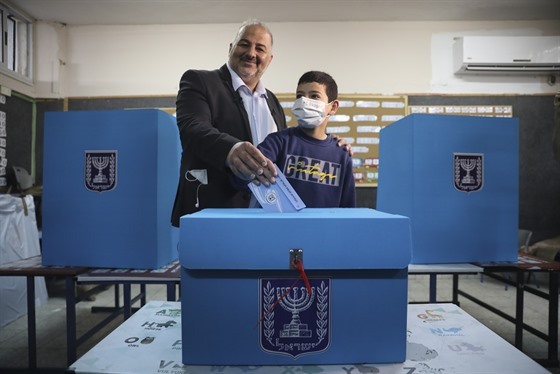 V Izraeli mají dalí volby. Na snímku je lídr Sjednocené arabské kandidátky...