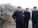 Kim ong-un na kontrole prací v turistickém resortu Wonsan-Kalma v KLDR (1....