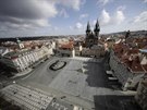 Za iniciativou 25 tisíc kí na Staromstském námstí stojí organizace Milion...