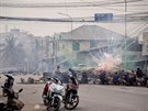 V Barm pokraují protireimní protesty. (21. bezna 2021)
