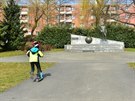 Socha Tome Bati v parku ped Spoleenskm domem v Otrokovicch (bezen 2021).