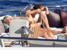 David Foster a Katharine Mcphee Fosterová na líbánkách (Capri, 2019)