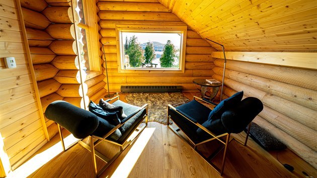 Rezort Tordrillo Mountain Lodge na Aljašce nabízí luxusní pobyty pro zájemce o heliskiing a helifishing.