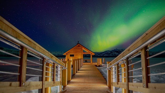 Rezort Tordrillo Mountain Lodge na Aljašce nabízí luxusní pobyty pro zájemce o heliskiing a helifishing.