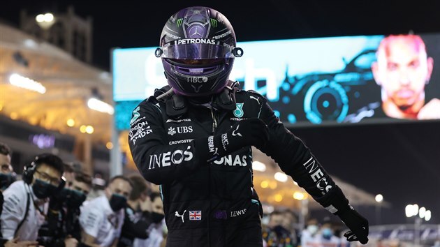 Lewis Hamilton vyhrl Velkou cenu Bahrajnu.