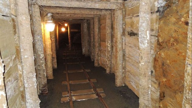 Podzemní štola č. 1 u jáchymovského dolu Svornost. Štola byla ražena v roce 1952 a pracovali v ní i trestanci z nedalekého trestaneckého tábora.