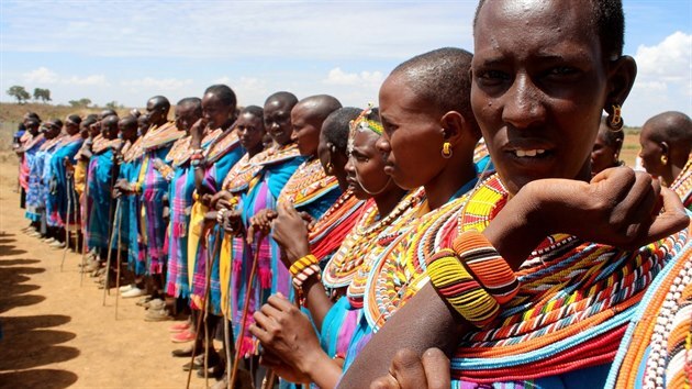 Vesnice Umoja v oblasti Samburu slouží jako útočiště pro ženy, které se staly obětí sexuálního napadení a byly vyhnány, popřípadě utekly před dětskými sňatky či ženskou obřízkou.