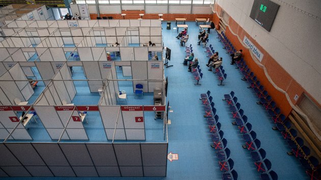 Očkovací centrum v Havířově. Sportovní hala Slavie. (23.března 2021)
