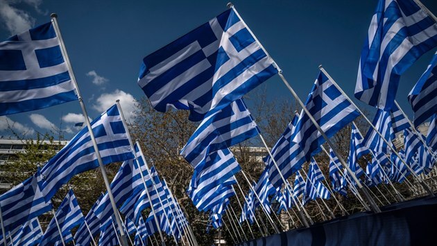 Řekové slaví dvě stě let od vypuknutí války za nezávislost. Snímek pochází z Athén. (24. března 2021)