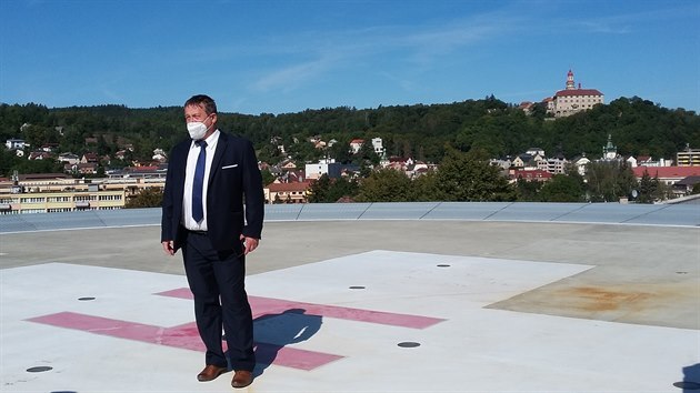 Pavel Hečko při otvírání nových pavilonů náchodské nemocnice (18. 9. 2020)