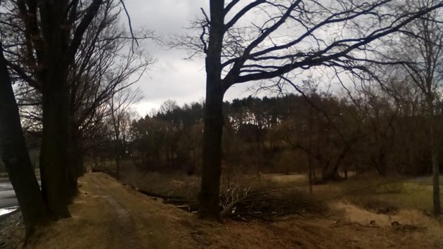 P��pad k�cen� v Hrejkovic�ch rozd�luje m�stn� obyvatele.