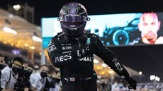 Lewis Hamilton vyhrál Velkou cenu Bahrajnu.