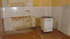 Jeden z byt� ur�ených k rekonstrukci