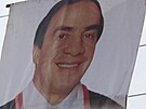 Jeden z kandidát na prezidenta Peru Yonhy Lescano na pedvolebním plakátu....