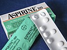 V roce 1950 byl aspirin, jeho se dnes po svt denn spotebují tuny, zapsán...
