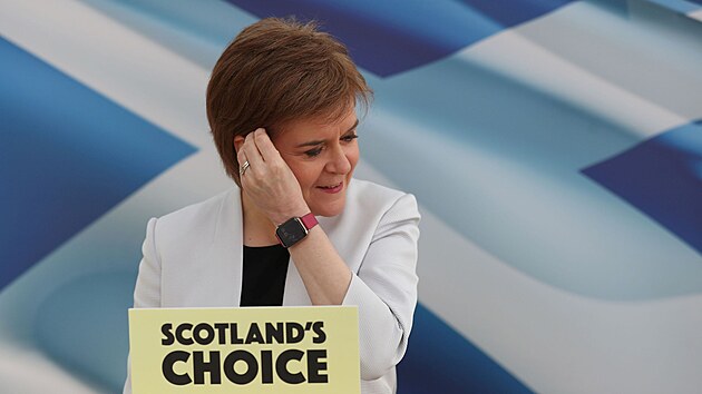 Skotsk premirka Nicola Sturgeonov zahjila pedvolebn kampa. (28. bezna 2021)