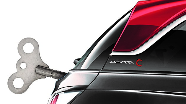 Opel/Vauxhall Model Adam C s velk�m kl��kem na z�di a bezemisn�m pohonem na setrva�n�k dal na frak elektrick�mu i vod�kov�mu pohonu. �e�en� je p�itom d�tsky jednoduch�. Po �tvrthodinov�m ot��en� kl��ku ujdete a� 200 km, provoz je tedy velmi lacin�, a nav�c absolvujete i po��dn� tr�nink a sp�l�te 400 kalori�.
