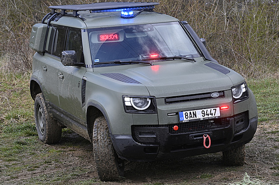 Policie získá nové vozy Land Rover Defender 110. Výbrové ízení na 30 kus...