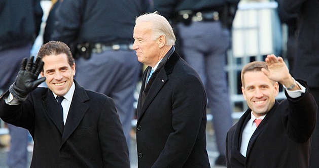 Zažalují Bidena kvůli synovi? Další impeachment je pro republikány politickou hrou