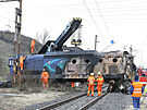 Lokomotiva Unipetrolu po oddlen od druhho hnacho vozu.