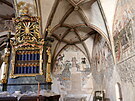 Oprava klternho kostela trncti sv. Pomocnk zahrnuje obnovu cennch...