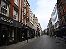 Prázdné ulice irského Dublinu. (1. bezna 2021)