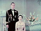 Princ Philip a královna Albta II. na portrétu z roku 1952
