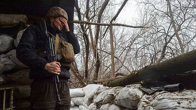 len ukrajinskch ozbrojench sil pobl msta Zolote v Luhansk oblasti na Ukrajin (7. dubna 2021)