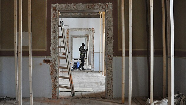 Budova Liebiegova paláce v Liberci prochází náročnou opravou.