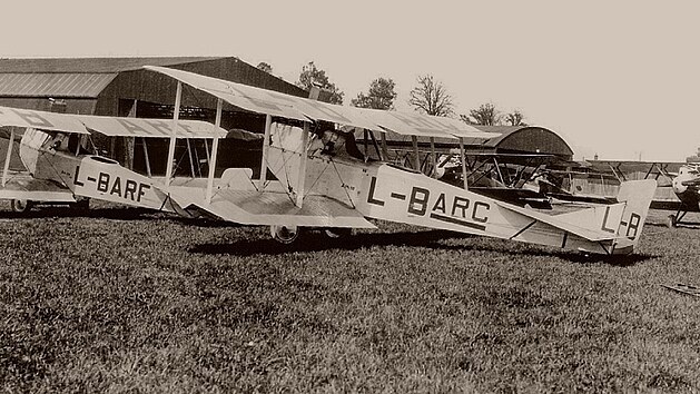 Aero A.14 imatrikulovaný L-BARC. Tento stroj vykonal první linkový let ČSA.