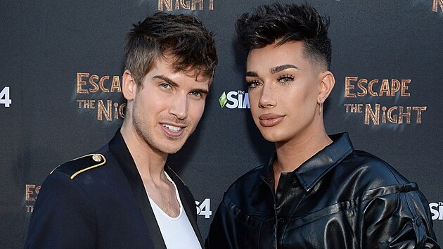 Herec Joey Graceffa a youtuber James Charles  (Los Angeles, 2019)