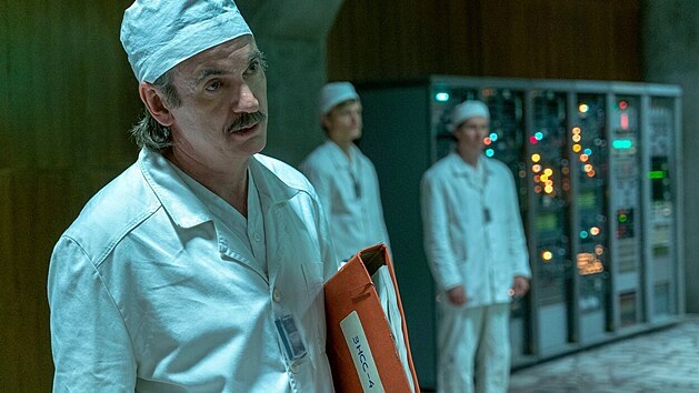 Britsk herec Paul Ritter v serilu ernobyl