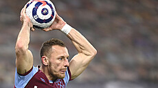 Vladimír Coufal z West Hamu.