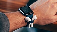 emínek AirBand k hodinkám Apple Watch
