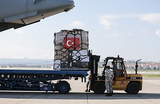 Dodávka turecké humanitární pomoci do Afriky (4. června 2021) 