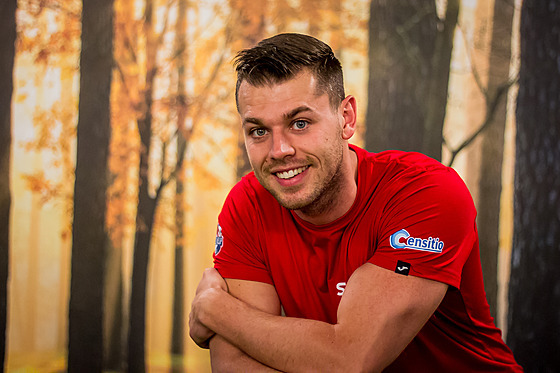 Kondiční trenér Dominik Kodras na čas opustil gym v Budějovicích a je s národním týmem na šampionátu v Rize.