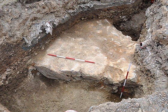 Archeologové na Špilberku narazili na základy neznámé středověké zdi.