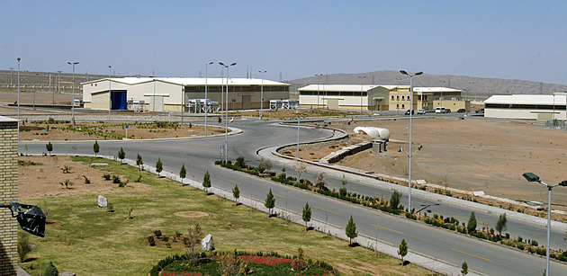 https://1gr.cz/fotky/idnes/21/042/cl6/AHA8aaeb7_FW1_IRAN_NUCLEAR_NATANZ_0412_11.JPG