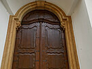 Kosteln� vrata z dob Marie Terezie se do�kala obnovy, te� budou slou�it d�l