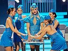 Herec a zp�vák zazpíval hit Toxic.