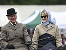 Princ Philip a Penelope Knatchbullová, pozdjí hrabnka Mountbatten z Burmy...