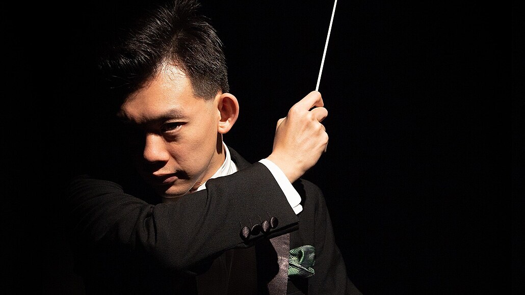 Novým šéfdirigentem Plzeňské filharmonie se stane Japonec Chuhei Iwasaki.