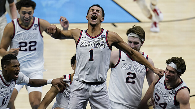 Jalen Suggs (1) se raduje, Gonzagu poslal do finle NCAA dlouhou trojkou v posledn sekund prodlouen.