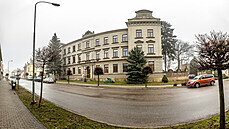 Na sochařské škole v Hořicích se dostali do sporu umělci a technici (4. 3....