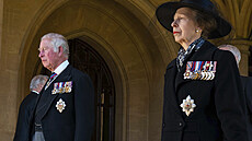 Princ Charles a princezna Anna na pohbu prince Philipa (Windsor, 17. dubna...