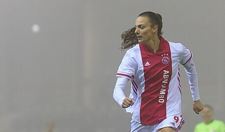 Lucie Voková v dresu Ajaxu Amsterdam