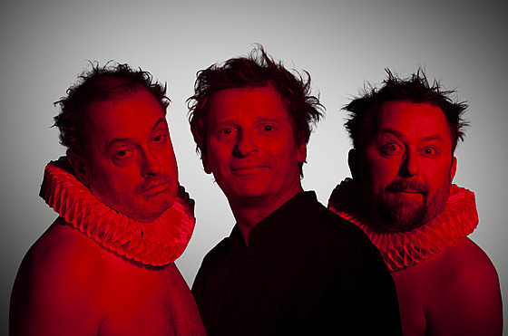 Josef Polá�ek, David Pracha� a Marek Daniel na oficiální fotografii k...