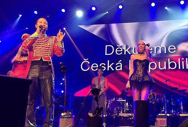 Při každé show jsem pod tlakem, říká o spolupráci s DJ Bobem Mátlová