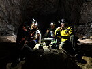 Projekt Deep Time. Skupina patnácti dobrovolník strávila 40 dní ve jeskyni na...