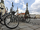 Mnoz obyvatel Olomouce vyuvaj sdlen elektrokolobky a kola. Dal si...
